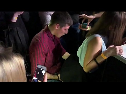 ❤️ Echte seks in een Russische nachtclub. 18-jarig Russisch meisje in de anus en vagina geneukt in een nachtclub ❌ Quality porn at porn nl.pornochaturbate.ru ﹏